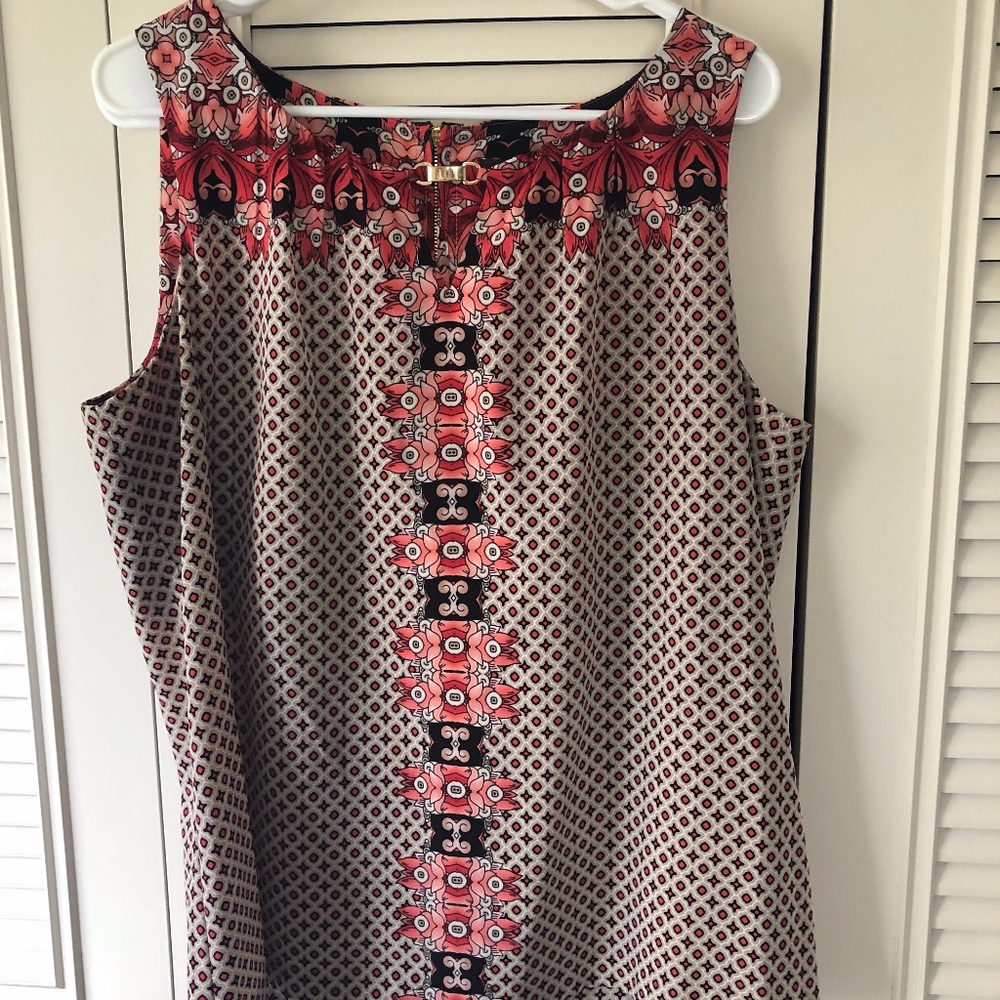 Gorgeous Sleeveless Blouse